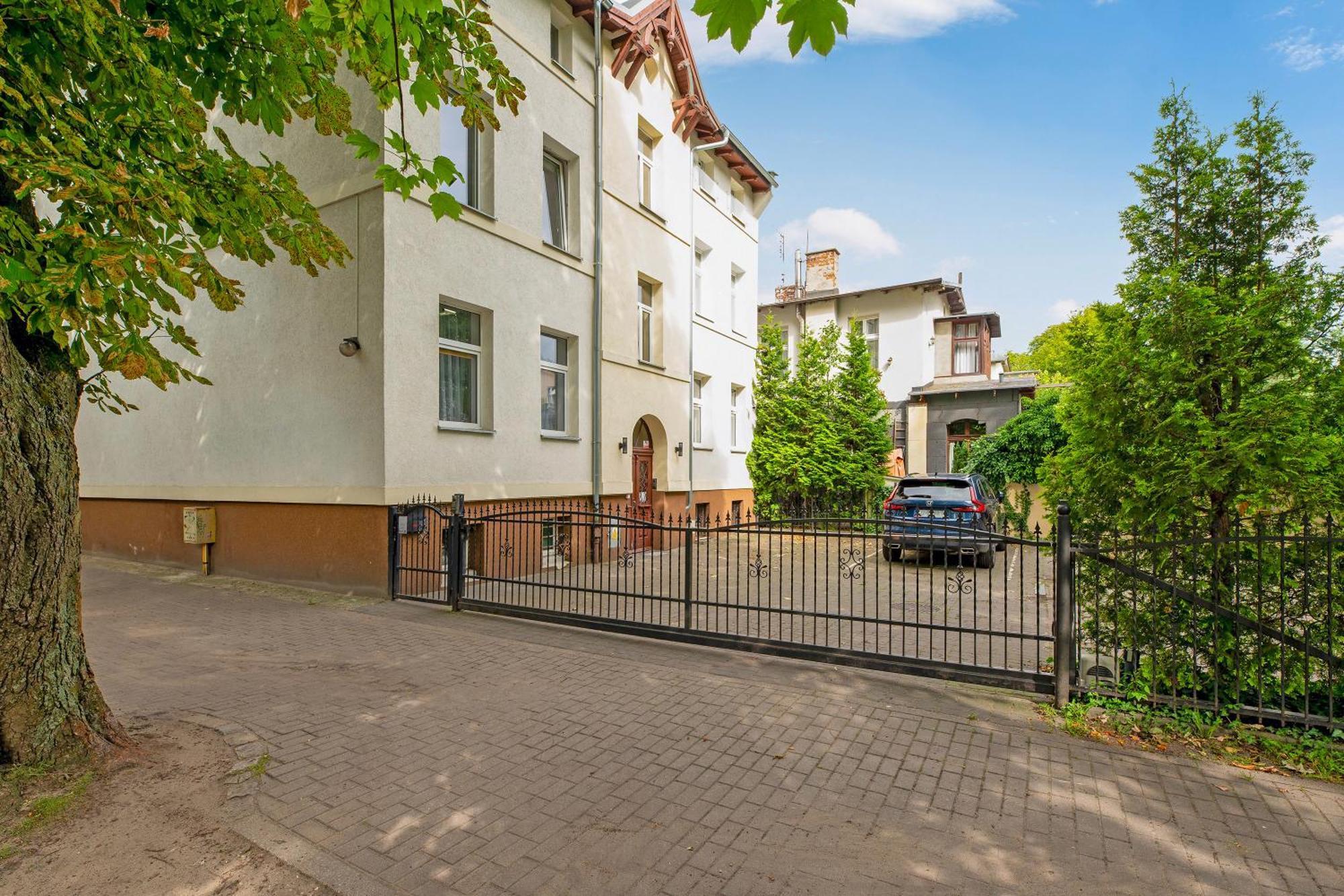 Lion - Parkowa 33am6 Z Parkingiem 2 Min Od Plazy Apartment *